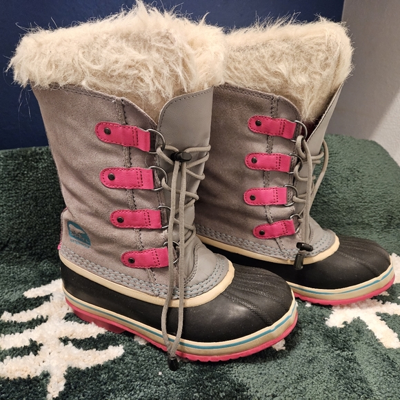 Sorel snow boots - Picture 1 of 4